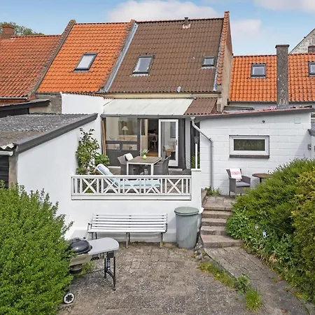 Holiday home 2 Bedroom Cozy In Stubbekobing
