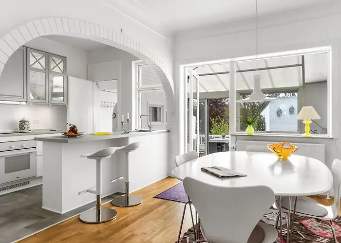 2 Bedroom Cozy In Stubbekøbing